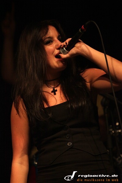 My Pretty Melody (live in Heidelberg, 2009)